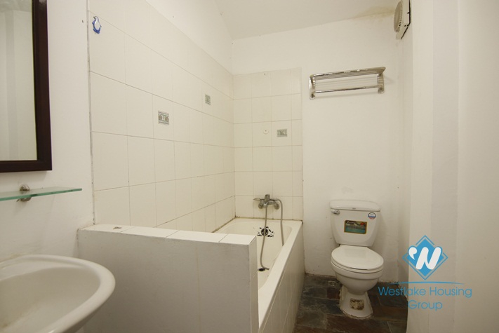 01 bedroom apartment for rent in Truc bach area, large balcony view to the lake, Ba Dinh, Hanoi